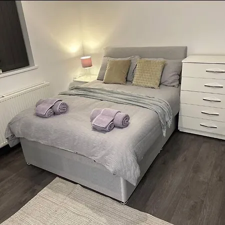 Cozy Aston